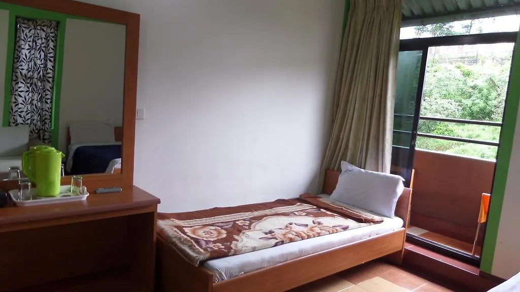 Отель Raahath Inn Муннар